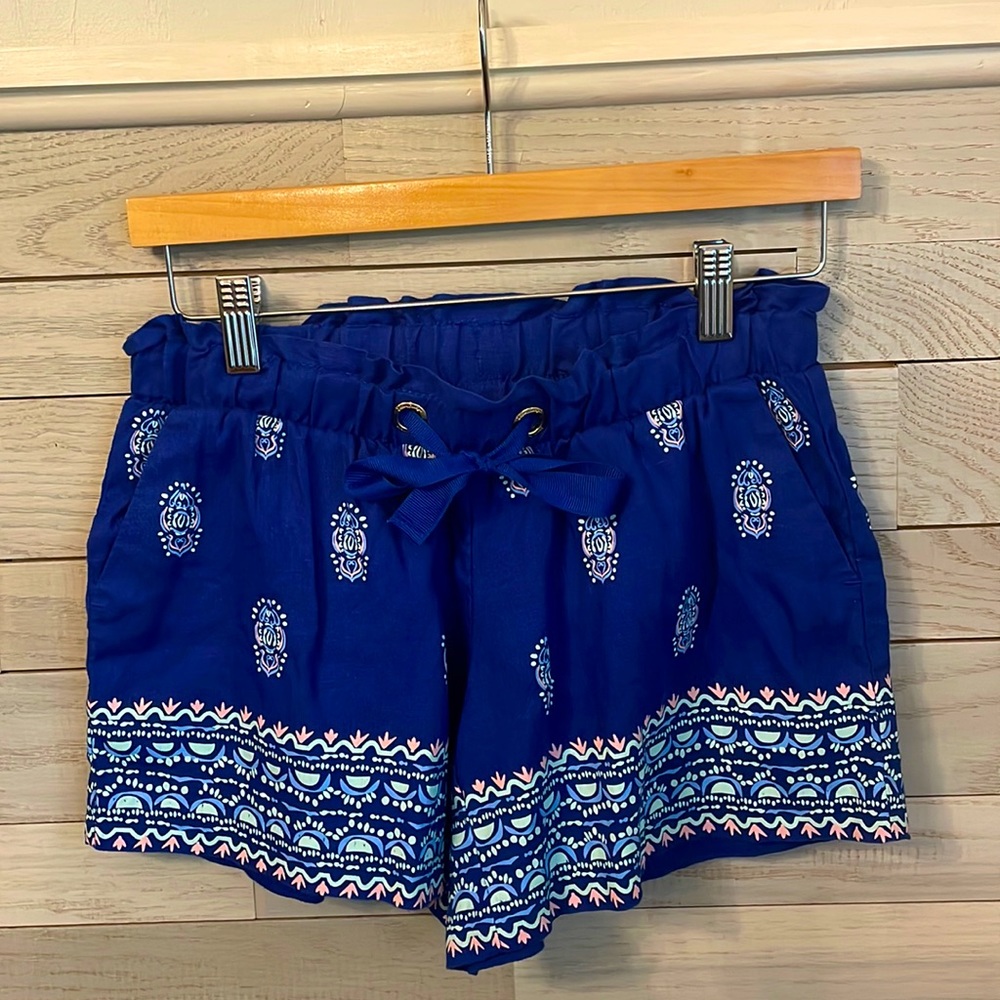Linen shorts